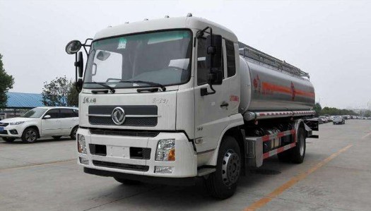 東風天錦油罐車圖片