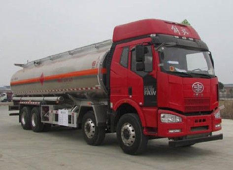 解放J6前四后八鋁合金油罐車圖片