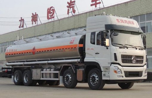 國五東風天龍油罐車圖片