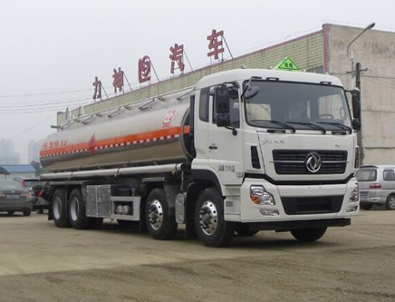 國六東風天龍前四后八鋁合金油罐車圖片